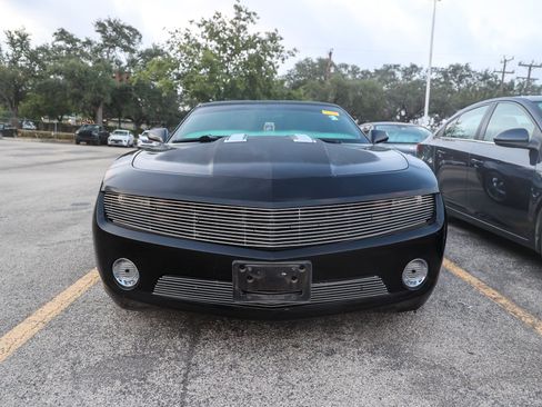 Used 2013 Chevrolet Camaro LS RWD image 4
