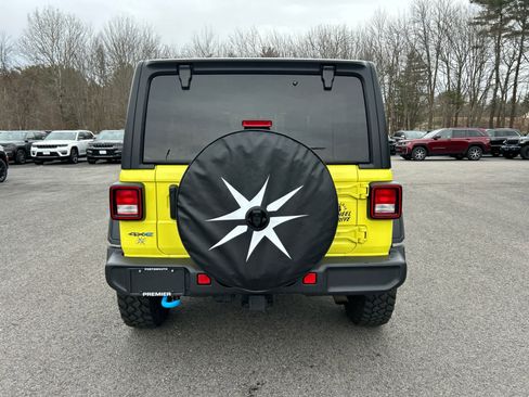 Used 2023 Jeep Wrangler Unlimited w/ Cold Weather Group image 7