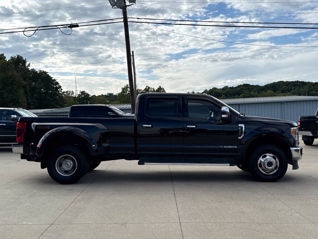 Used 2022 Ford F350 Lariat w/ Chrome Package AWD/4WD image 16