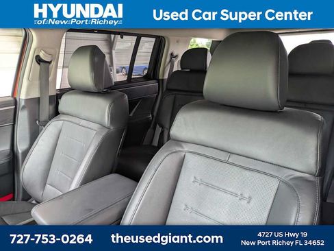 Used 2025 Hyundai Santa Fe Limited FWD image 7