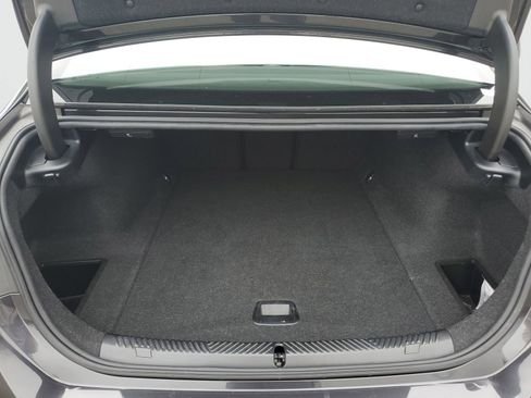 Used 2024 BMW i5 eDrive40i RWD image 9