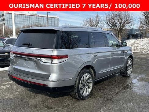 Used 2023 Lincoln Navigator Reserve image 2