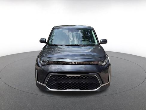 Used 2025 Kia Soul LX w/ LX Technology Package FWD image 4