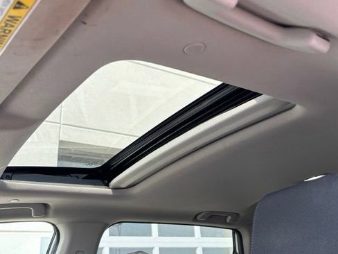 Used 2024 Honda CR-V EX image 5