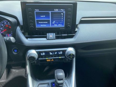 Used 2020 Toyota RAV4 XLE w/ All Weather Liner Package AWD/4WD image 16