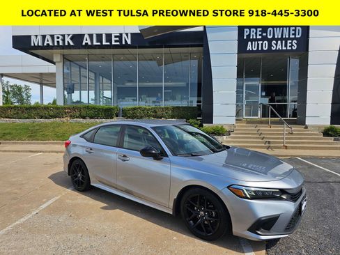 Used 2022 Honda Civic Sport image 1
