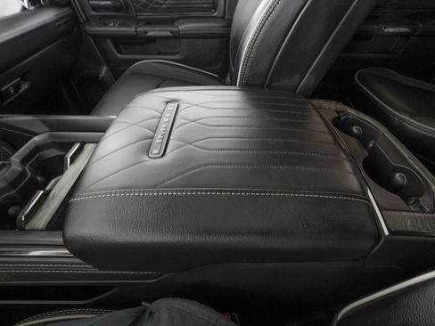 Used 2025 RAM 3500 Limited image 29