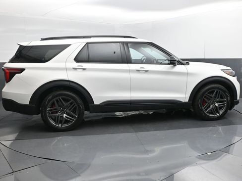 New 2025 Ford Explorer ST w/ Sun And Sound Package image 7
