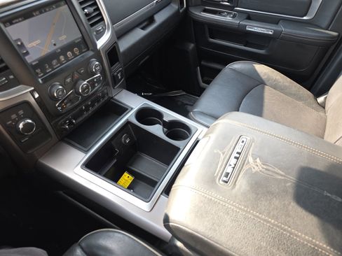Used 2015 RAM 2500 Limited AWD/4WD image 22