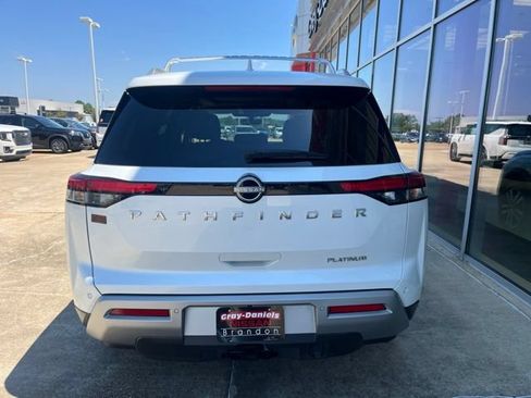 Certified 2025 Nissan Pathfinder Platinum w/ Cargo Package FWD image 3