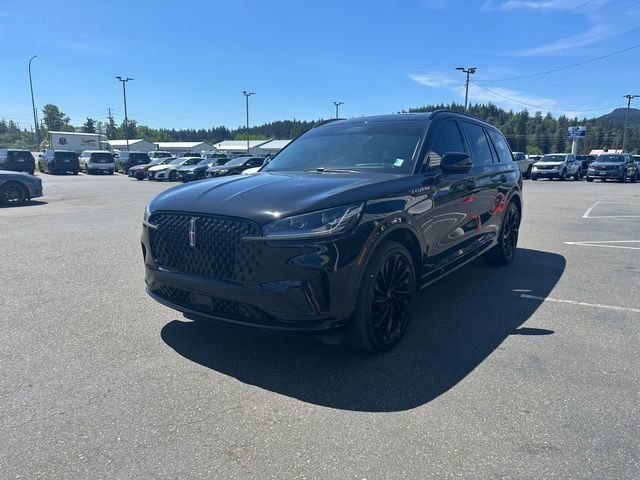 Used 2025 Lincoln Aviator Reserve w/ Luxury Package AWD/4WD image 6