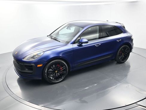 Certified 2022 Porsche Macan GTS image 37