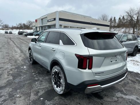 New 2026 Kia Sorento EX image 7