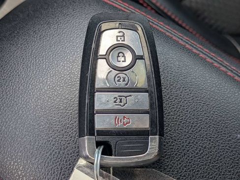 Used 2023 Ford Escape ST-Line AWD/4WD image 32