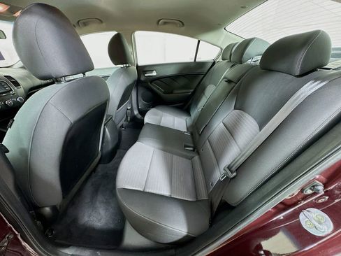 Used 2017 Kia Forte LX w/ LX Popular Package image 27