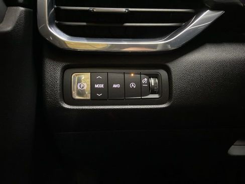 Used 2025 GMC Acadia Elevation image 55