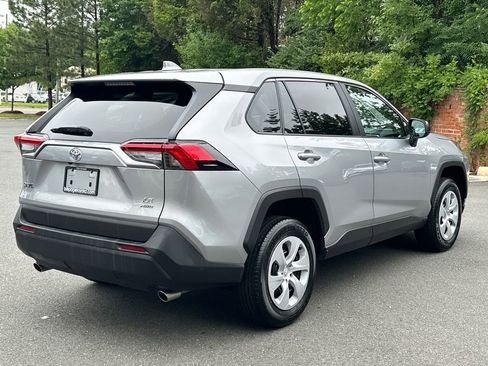 Used 2025 Toyota RAV4 LE AWD/4WD image 4