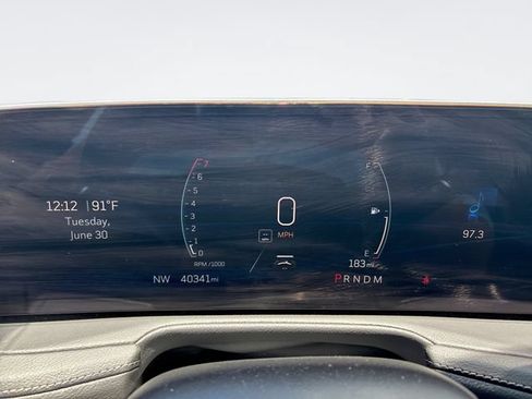 Used 2025 Cadillac XT4 Premium Luxury FWD image 15