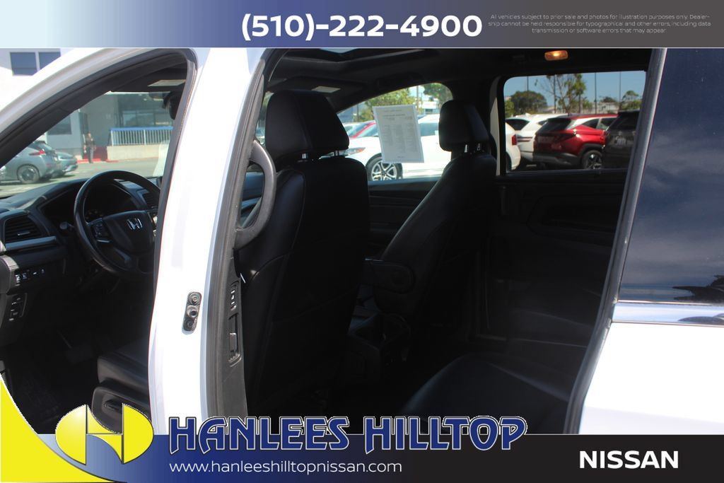 Used 2025 Honda Odyssey Sport-L image 17