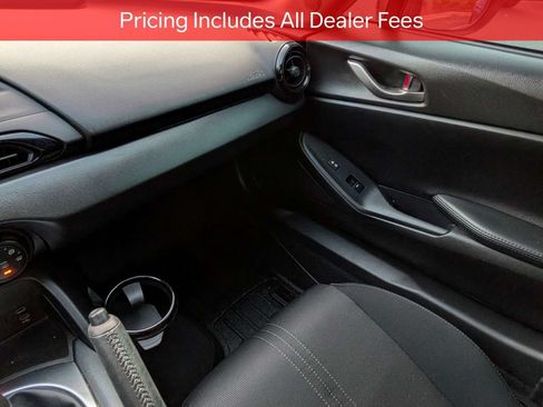 Used 2024 MAZDA MX-5 Miata Sport RWD image 16