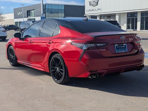 Used 2022 Toyota Camry XSE w/ Navigation Package image 4