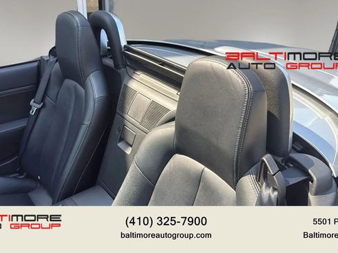 Used 2008 MAZDA MX-5 Miata Grand Touring w/ Premium Pkg image 18