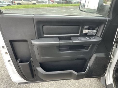Used 2012 RAM 3500 ST w/ PWR Accessory Group RWD image 4
