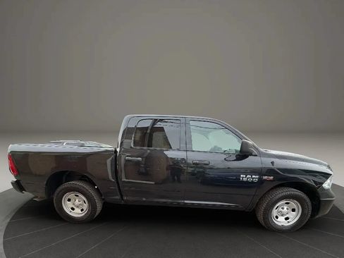 Used 2018 RAM 1500 4x4 Crew Cab w/ Protection Group image 4