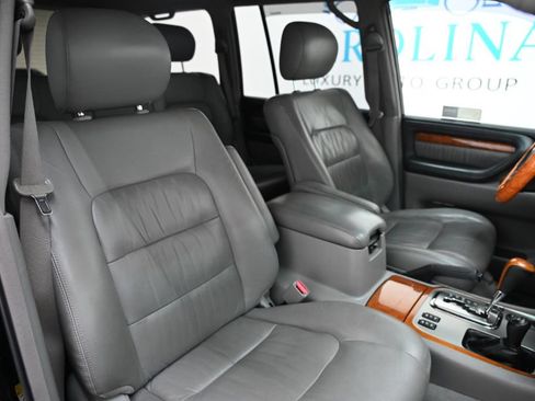 Used 2006 Lexus LX 470 4WD image 24
