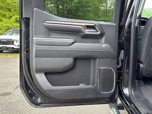 Used 2023 Chevrolet Silverado 1500 RST AWD/4WD image 26