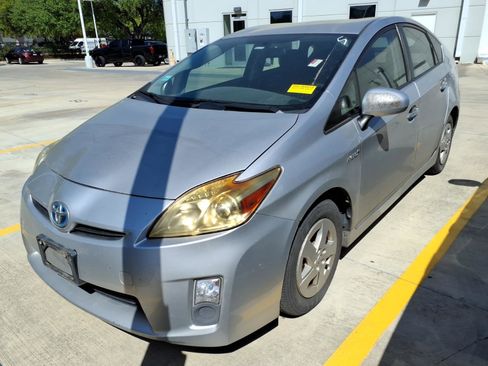 Used 2010 Toyota Prius Two image 1
