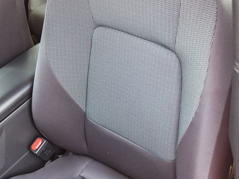 New 2026 Toyota Prius LE FWD image 25