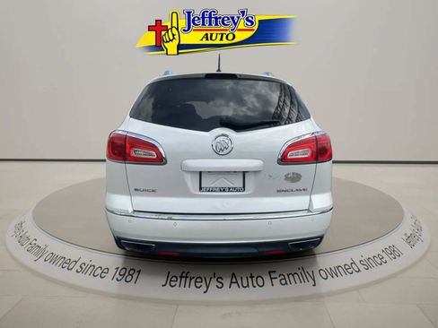Used 2013 Buick Enclave Leather w/ Trailering Provision Package FWD image 2