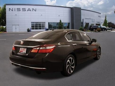 Used 2016 Honda Accord EX-L image 3