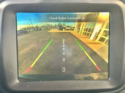 Used 2023 Jeep Renegade Altitude w/ Convenience Group I image 15