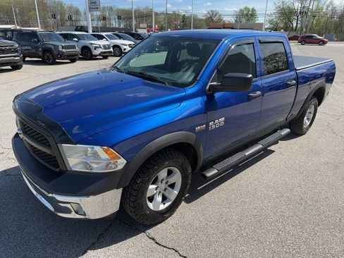 Used 2016 RAM 1500 ST w/ SXT Appearance Group AWD/4WD image 10