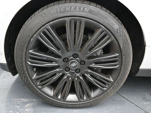 Used 2018 Land Rover Range Rover Supercharged AWD/4WD image 10