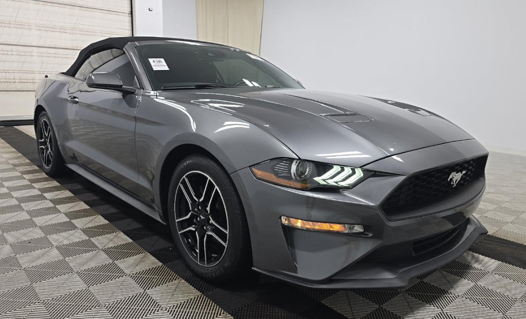Used 2021 Ford Mustang Premium RWD image 2