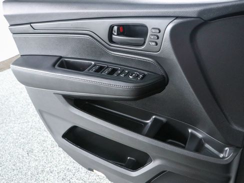 Used 2025 Honda Odyssey EX-L image 22