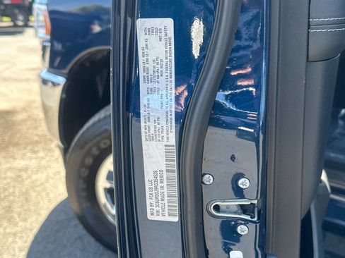 Used 2024 RAM 2500 Big Horn w/ Bed Utility Group image 56