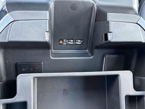 Used 2024 Chevrolet Silverado 1500 High Country w/ High Country Premium Package image 26