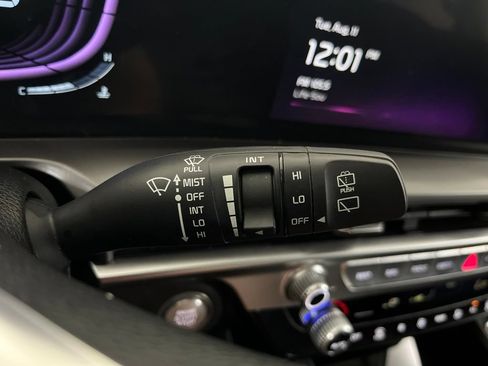 Used 2025 Kia Telluride S FWD image 64