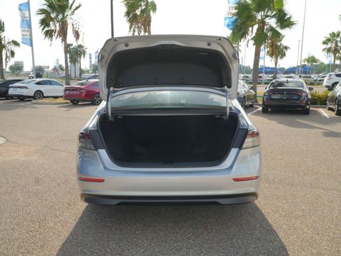 Used 2023 Honda Accord Sport image 12