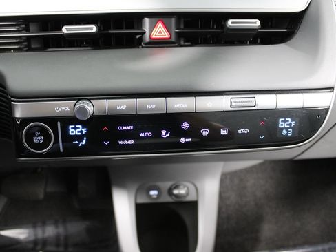Used 2023 Hyundai Ioniq 5 SEL AWD/4WD image 16