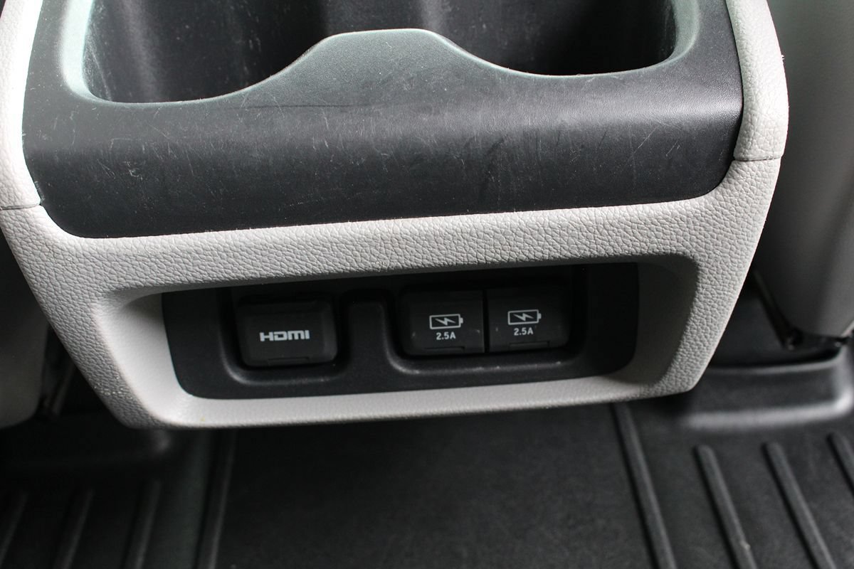 Used 2019 Honda Odyssey Elite image 13