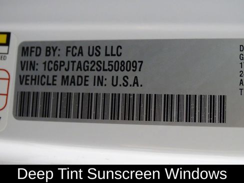 Used 2025 Jeep Gladiator Sport image 19