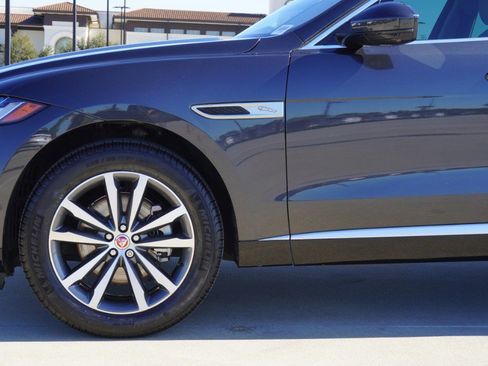 Used 2021 Jaguar F-PACE S image 10