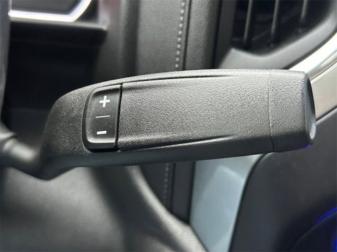 Used 2021 Chevrolet Silverado 1500 LT Trail Boss w/ Convenience Package II image 29