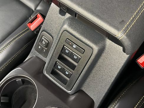 Used 2025 Ford Bronco Badlands AWD/4WD image 25