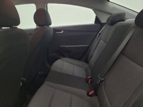 Used 2018 Hyundai Accent SE FWD image 18